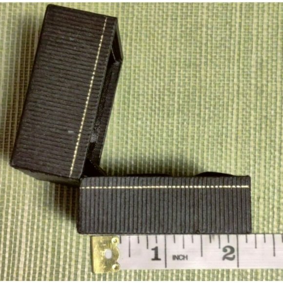 Vintage Hinged Top Wedding Ring Box Black with Gold Detail Black Velvet Ring Bed - Picture 7 of 8